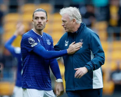 Moyes Commands Offensive Weaponry that could Loosen Liverpool’s Home Drought